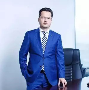 АЛМАЗ АХМЕТОВ